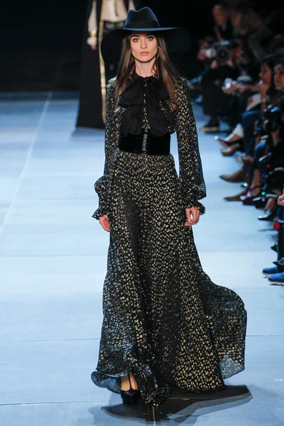 Look 33